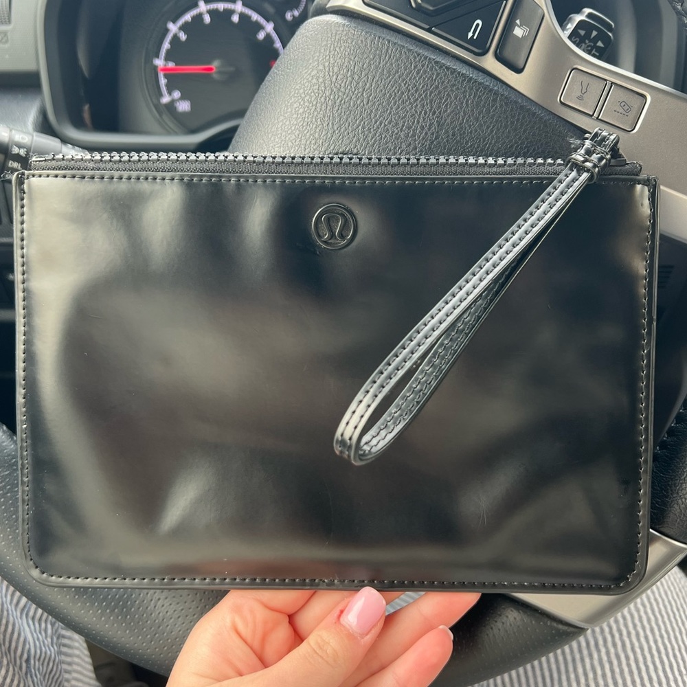 Lululemon black goody bag wristlet